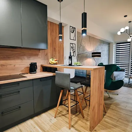 Aparthome 25 By Housine