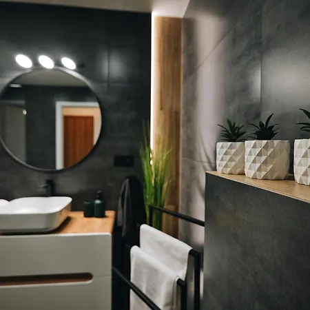 Aparthome 25 By Housine * Zator
